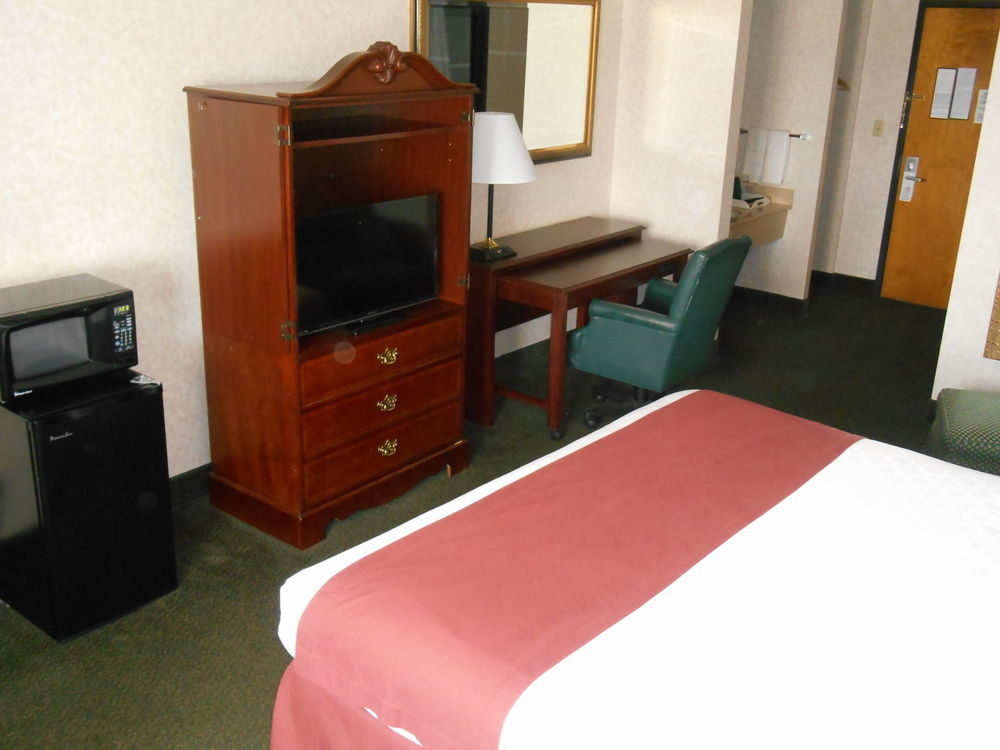 Baymont By Wyndham Sioux Falls North,I-29,Russell St, Airport Zewnętrze zdjęcie