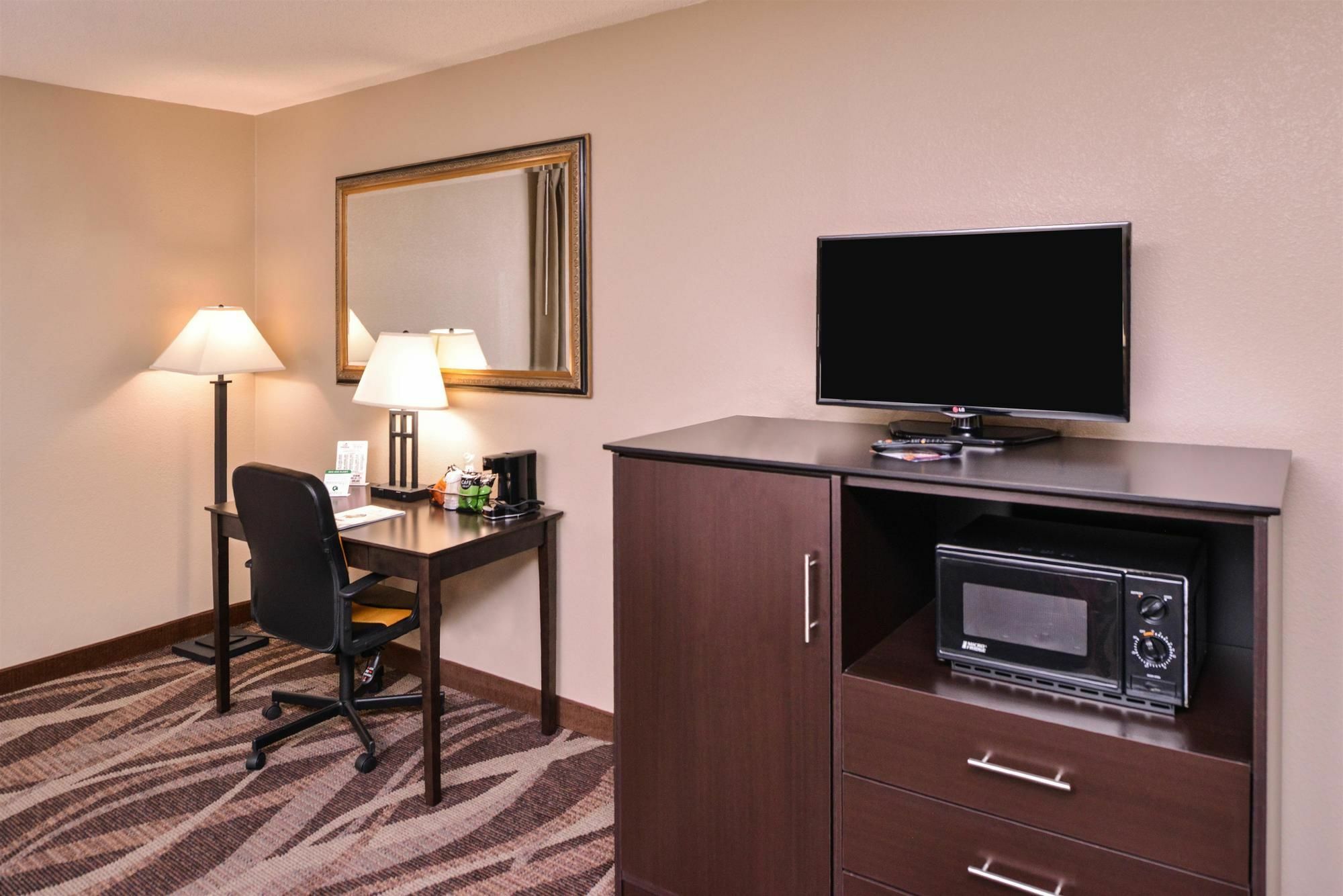 Baymont By Wyndham Sioux Falls North,I-29,Russell St, Airport Zewnętrze zdjęcie
